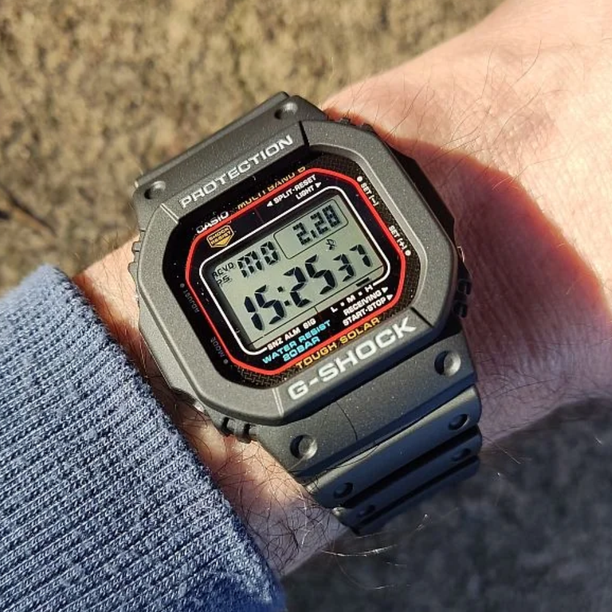 Reloj Casio G-Shock GW-M5610U-1ER Tough Solar