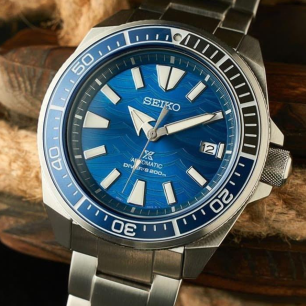 Reloj Seiko Prospex Samurai Shark SRPD23J1 Diver's Made in Japan 43,8mm