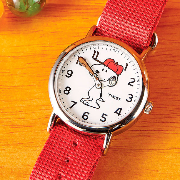 Reloj Análogo Timex Weekender Serie Peanuts x Snoopy 38mm [EXCLUSIVO]