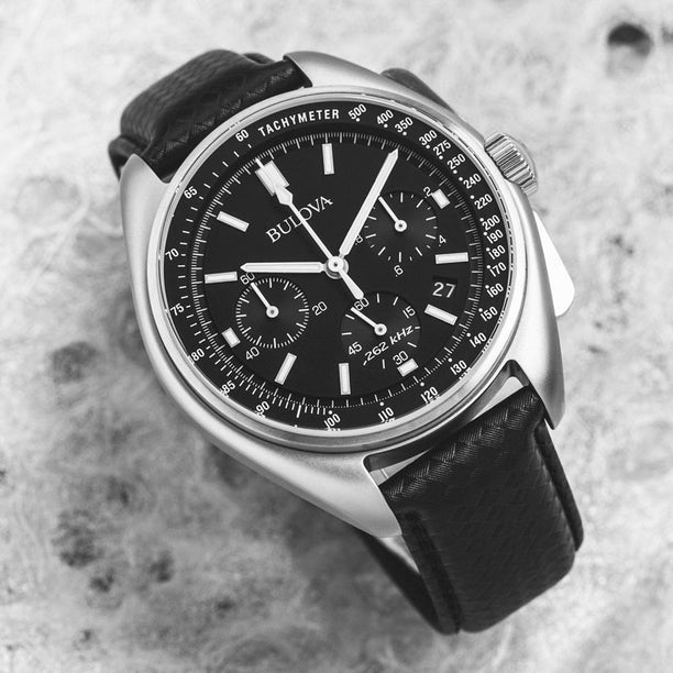 Reloj Bulova Moonwatch 96B251 Archive Series Chronograph - Dando la Hora