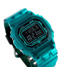 Reloj Casio G-Shock DW-B5600G-2DR Bluetooth - Dando la Hora